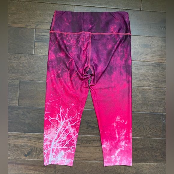 My Inner Fire yoga leggings size 10 EUC - Picture 5 of 5